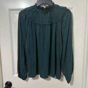 Ann Taylor Green Ruffle Neck Stretch Pleated Long Sleeve Top Women’s M